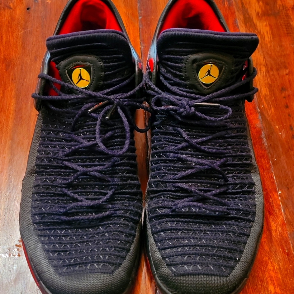 Nike AIR JORDAN XXXII LOW LAST SHOT Shoes